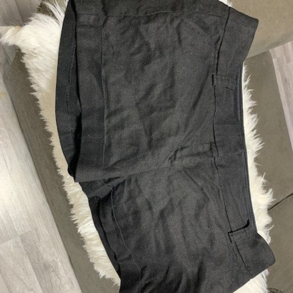 Express Black Shorts Size 12 - Picture 1 of 3